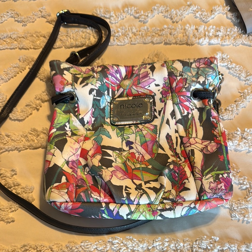 Nicole Lee Red and Pink Crossbody Bag Vibrant Design
